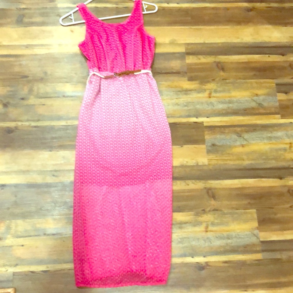 A kids long dress with belt